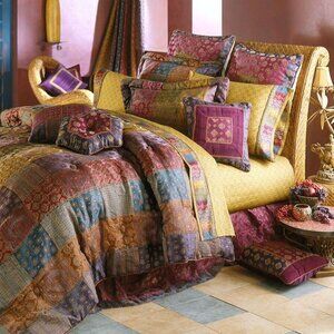 ISO Croscill Arabella Comforter, shams, pillows.